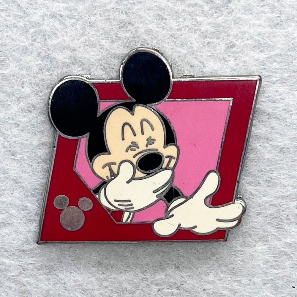 🔮 5/$25 Disney Mickey Mouse Laughing Pin